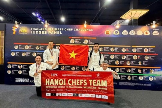 Đội tuyển đầu bếp Hà Nội giành 2 Huy chương đồng tại cuộc thi ẩm thực quốc tế