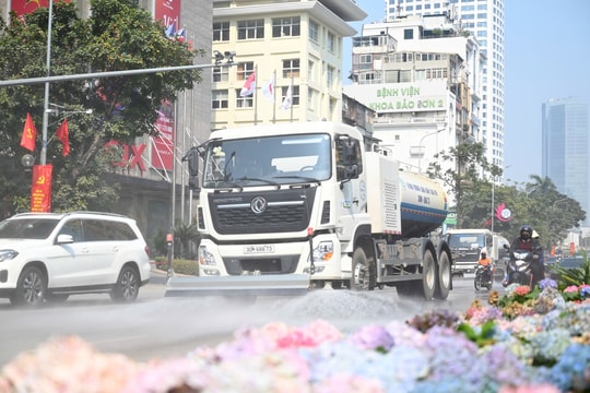 Urenco tăng tốc số hóa, giải quyết "điểm nghẽn" môi trường Thủ đô
