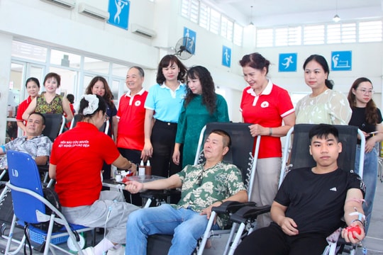 Phường Giảng Võ: Gần 500 đơn vị máu được hiến tặng trong ngày hội hiến máu tình nguyện