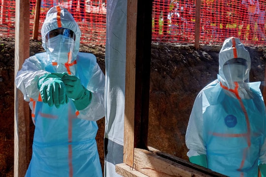 WHO lạc quan về khả năng điều trị Ebola tại Congo