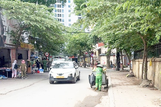 Tăng tốc giải tỏa “chợ cóc”, chợ tạm