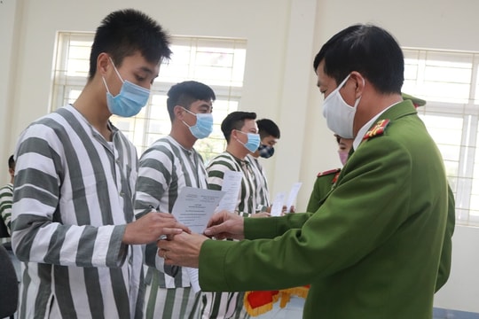 Áp dụng nguyên tắc có đi có lại trong chuyển giao người đang chấp hành án phạt tù