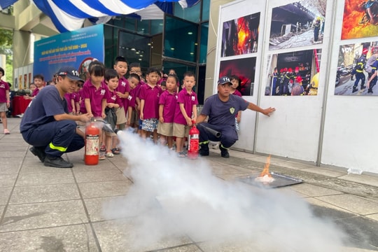 Giúp trẻ nâng cao kỹ năng phòng cháy, chữa cháy