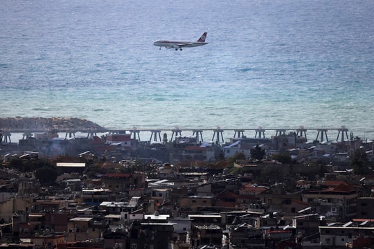 Lebanon điều tra hãng hàng không quốc gia trong bối cảnh xung đột