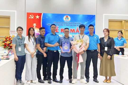 Công đoàn xã Phú Xuyên kết nạp 144 đoàn viên tại Khu công nghiệp Hanssip