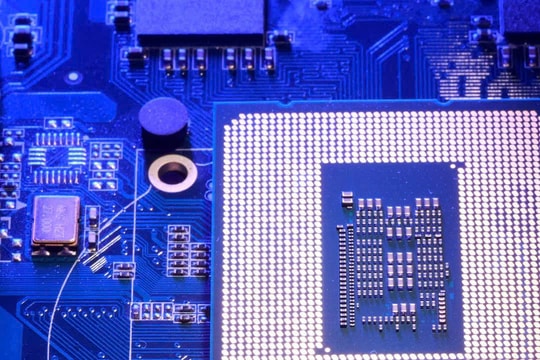 Cổ phiếu chip Mỹ bốc hơi 1,3 nghìn tỷ USD vốn hóa