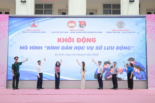 Phường Ba Đình triển khai chương trình "bình dân học vụ số lưu động"