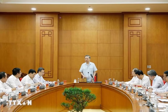 Tổng Bí thư, Chủ tịch nước Tô Lâm: Cần đổi mới tư duy và tầm nhìn phát triển biển