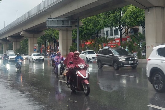 Xuất hiện không khí lạnh giữa mùa hè có bất thường?