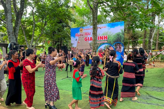 Chương trình dân ca dân vũ “Chúng ta là một gia đình”: Điểm hẹn văn hoá Tây Nguyên
