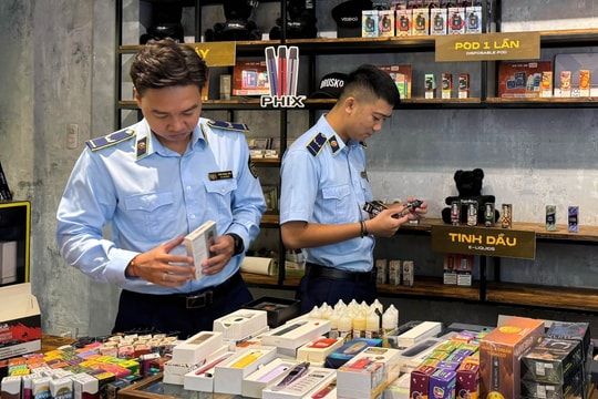 Lệnh cấm đã có, vì sao thuốc lá điện tử vẫn tràn lan?