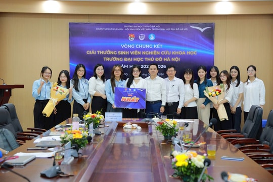 Sinh viên Trường Đại học Thủ đô Hà Nội tỏa sáng tại sân chơi nghiên cứu khoa học