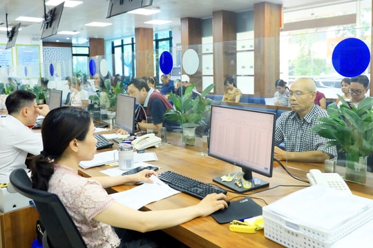 Tiếp tục đổi mới tư duy quản trị