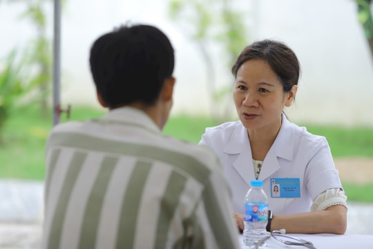 Ứng dụng công nghệ và trí tuệ nhân tạo trong giám sát an ninh tại trại tạm giam