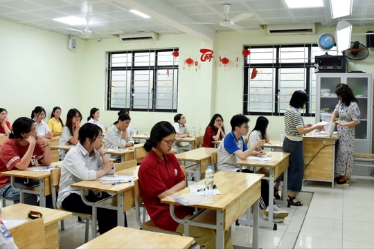 Sáng nay, thí sinh thi môn cuối của kỳ thi tốt nghiệp THPT năm 2026