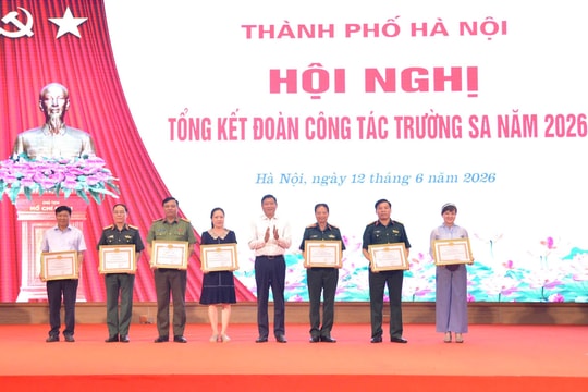 Hà Nội tổng kết chuyến công tác thăm, động viên quân và dân quần đảo Trường Sa, Nhà giàn DK-I