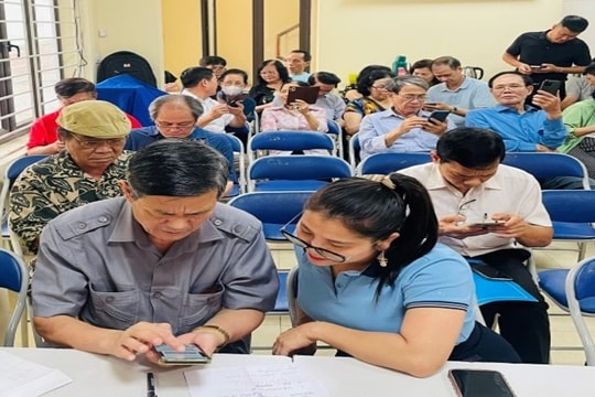 Chuyển đổi số trong sinh hoạt chi bộ ở phường Bạch Mai