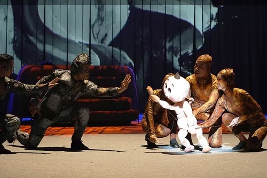 Ra mắt vở diễn nghệ thuật xiếc rối “Mơ Show”