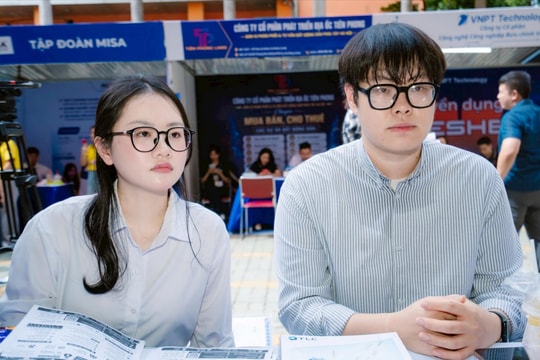 “Career Week 2026”: Nâng cao năng lực thích ứng với thị trường lao động cho sinh viên