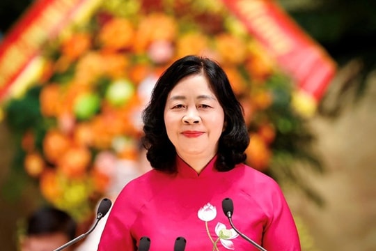 Đồng chí Bùi Thị Minh Hoài gửi thư chúc mừng nhân dịp Đại lễ Tam hợp của Phật giáo Tứ Ân Hiếu Nghĩa năm 2026