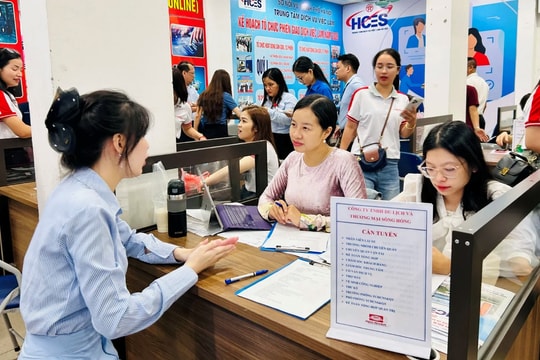 Mở rộng bảo hiểm thất nghiệp, tăng độ bao phủ an sinh xã hội