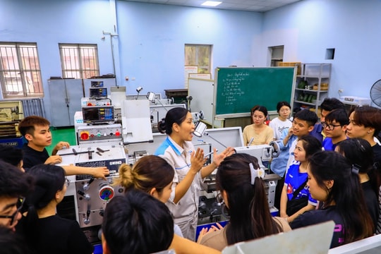 Thúc đẩy chia sẻ nguồn nhân lực chất lượng cao giữa các cơ sở giáo dục nghề nghiệp