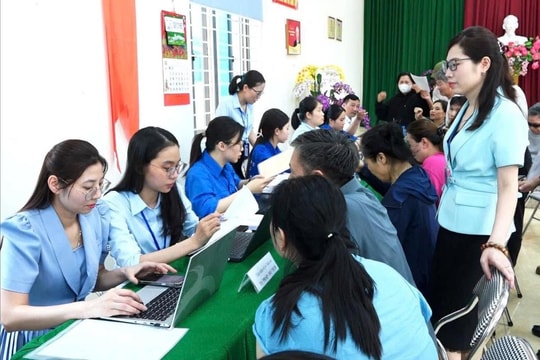 Xã Dân Hòa tạo dấu ấn với ứng dụng AI trong cải cách hành chính