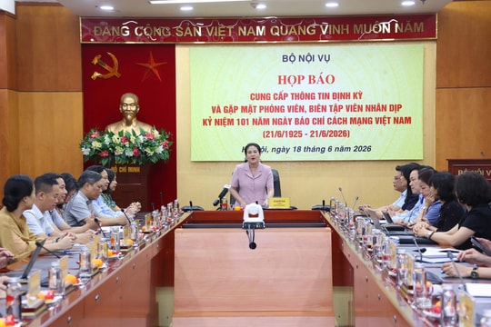 Bộ Nội vụ tập trung hoàn thiện thể chế, chính sách