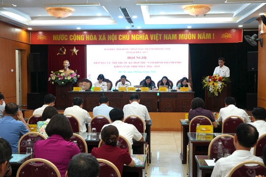 Đại biểu HĐND thành phố Hà Nội - Đơn vị bầu cử số 3 tiếp xúc cử tri trước kỳ họp