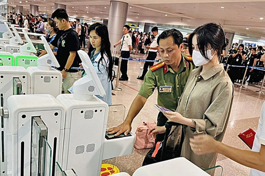 Tháo gỡ vướng mắc về tạm hoãn xuất cảnh do nợ thuế