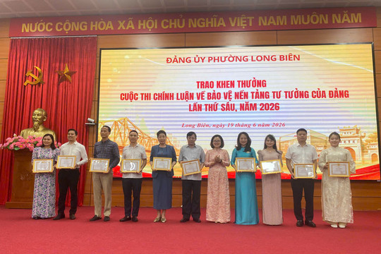 Phường Long Biên: 12 tác phẩm đạt Giải Cuộc thi chính luận về bảo vệ nền tảng tư tưởng của Đảng