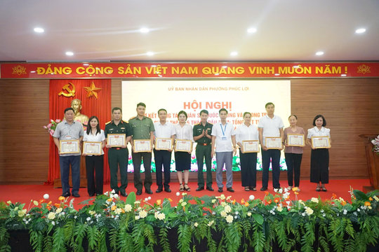 Phường Phúc Lợi: Sơ kết công tác quân sự, quốc phòng và tổng kết thi hành các luật chuyên ngành