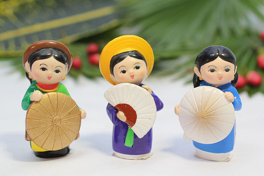 Để quà lưu niệm trở thành “đại sứ văn hóa”...