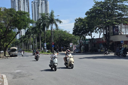 Hà Nội bước vào đỉnh điểm nắng nóng