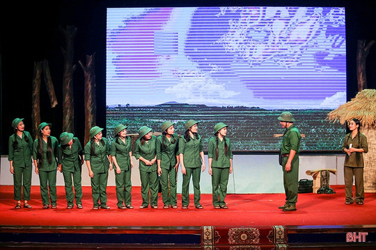 “Khoảng trời con gái” - Bản hùng ca về tuổi trẻ Đồng Lộc sắp công diễn tại Thủ đô