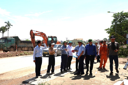 Phú Nghĩa kiểm điểm tiến độ giải phóng mặt bằng Dự án cải tạo, nâng cấp Quốc lộ 6