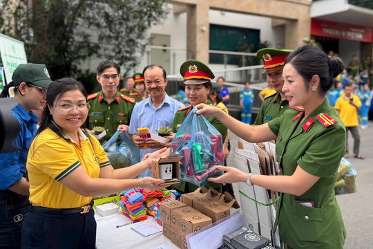 Chung tay xây dựng cộng đồng xanh từ hành động nhỏ