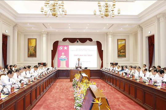 Tổng Bí thư, Chủ tịch nước Tô Lâm: Tạo chuyển biến đo được trong cắt giảm thủ tục hành chính, tháo gỡ điểm nghẽn thể chế