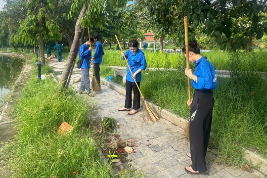Biến “điểm nghẽn” môi trường thành điểm sáng từ sự đồng thuận của người dân