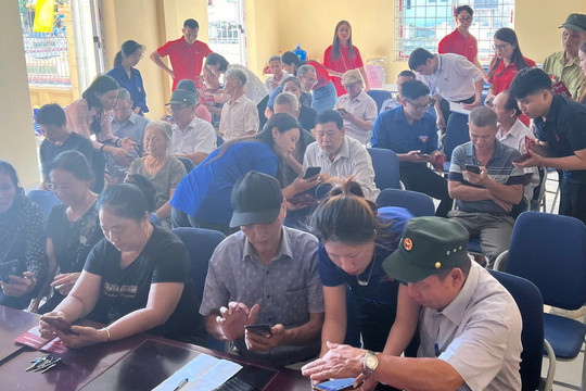 Từ chuyển đổi số đến chính quyền phục vụ ở phường Tây Tựu