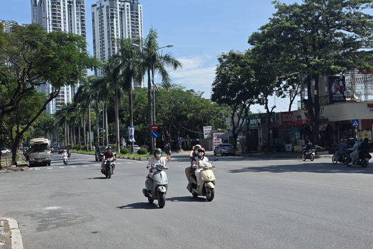 Bắc Bộ tiếp diễn nắng nóng, chiều tối mưa dông