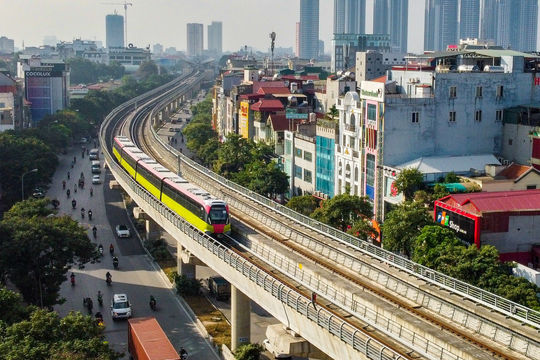 Luật Thủ đô năm 2026: Phát triển hạ tầng giao thông vận tải, logistics và bảo vệ môi trường
