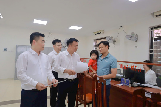 Xã Hát Môn: 1 năm tiếp nhận và giải quyết hơn 18.000 hồ sơ hành chính