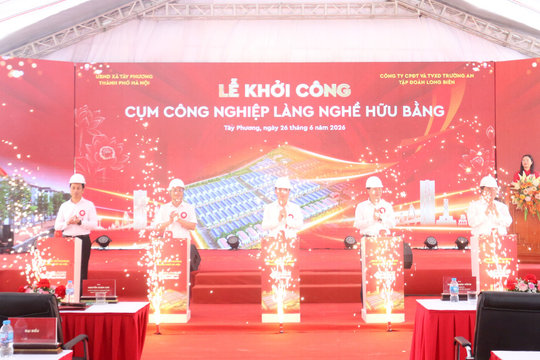 Khởi công Cụm công nghiệp làng nghề Hữu Bằng, xã Tây Phương