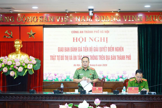 Đẩy mạnh ứng dụng công nghệ để xử lý điểm nghẽn trật tự đô thị, giao thông