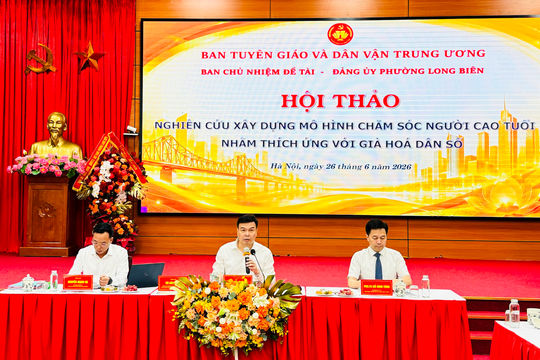 Xây dựng mô hình chăm sóc người cao tuổi thích ứng già hóa dân số
