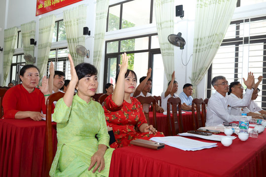 HĐND xã Phúc Sơn quyết nghị nhiều vấn đề gắn với đời sống dân sinh