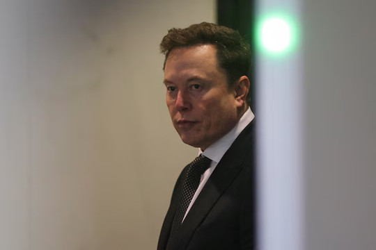 Elon Musk bị yêu cầu hầu tòa vì chương trình tặng 1 triệu USD cho cử tri
