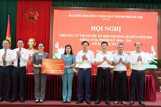 Tổ đại biểu số 20 HĐND thành phố Hà Nội tiếp xúc cử tri