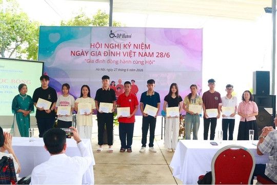Gia đình là điểm tựa để người khuyết tật vươn lên trong cuộc sống
